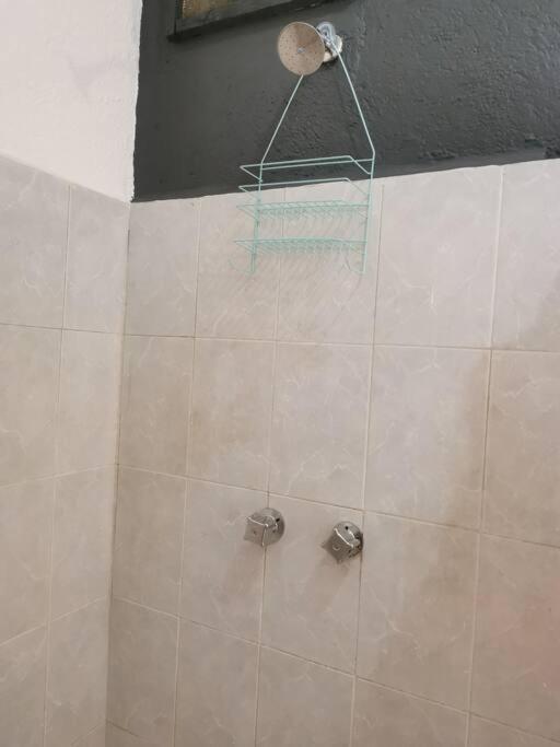 Lovely Studio Apartment With Balcony Ac & Wi-Fi, Minutes From Downtown! Zihuatanejo Exterior foto